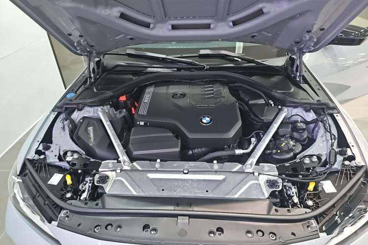 Used BMW 4 Series 2024 430i M Sport Night Edition Engine Bay