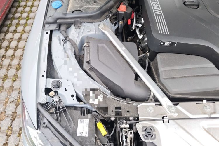 Used BMW 4 Series 2024 425i M Sport Package Engine Bay Right