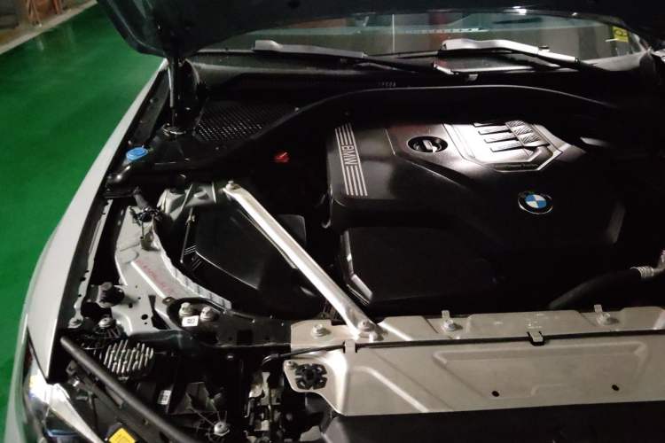 Used BMW 4 Series 2024 430i M Sport Night Edition Engine Bay Right