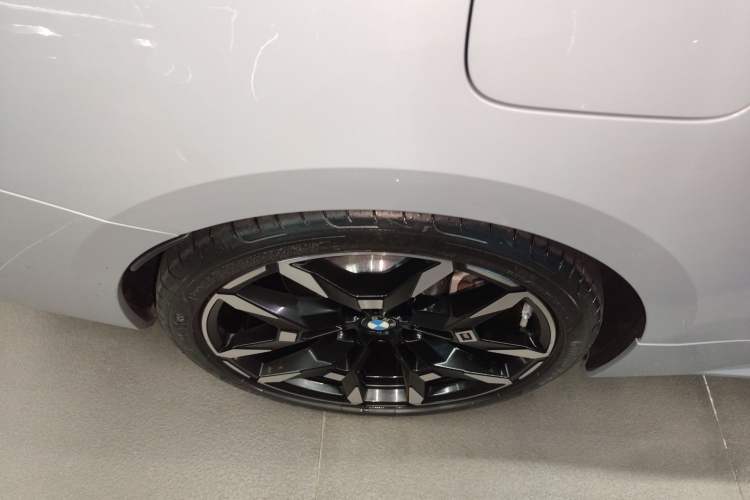 Used BMW 4 Series 2024 430i Convertible M Sport Night Edition Package Exterior 8
