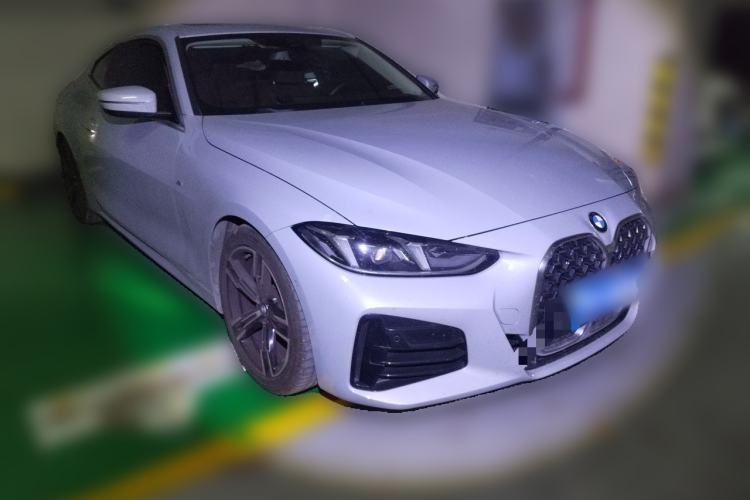 Used BMW 4 Series 2024 425i M Sport Package Front Right 45 Deg