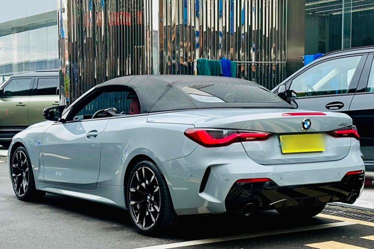 Used BMW 4 Series 2024 430i Convertible M Sport Night Edition Package Headliner
