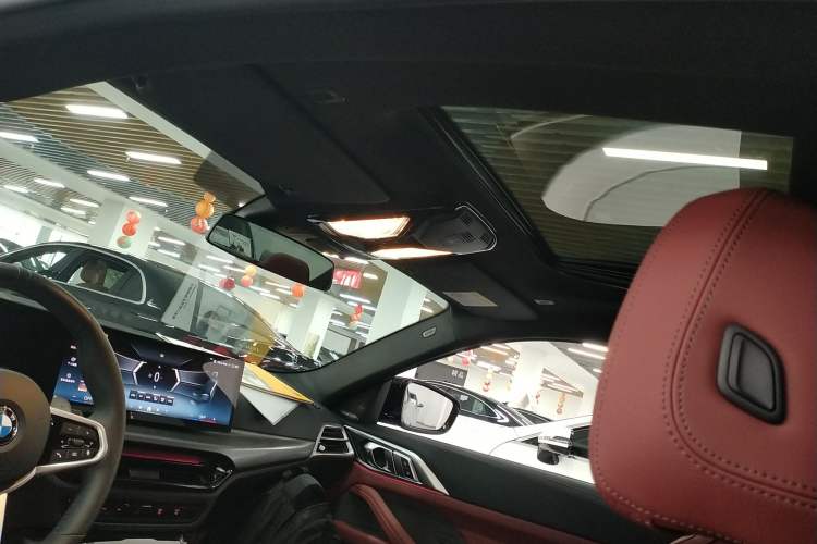 Used BMW 4 Series 2024 430i M Sport Night Edition Headliner