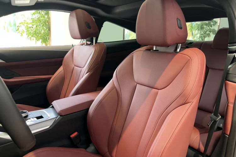Used BMW 4 Series 2024 430i M Sport Night Edition Interior 1