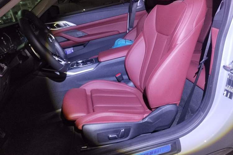 Used BMW 4 Series 2024 425i M Sport Package Left Front Seat