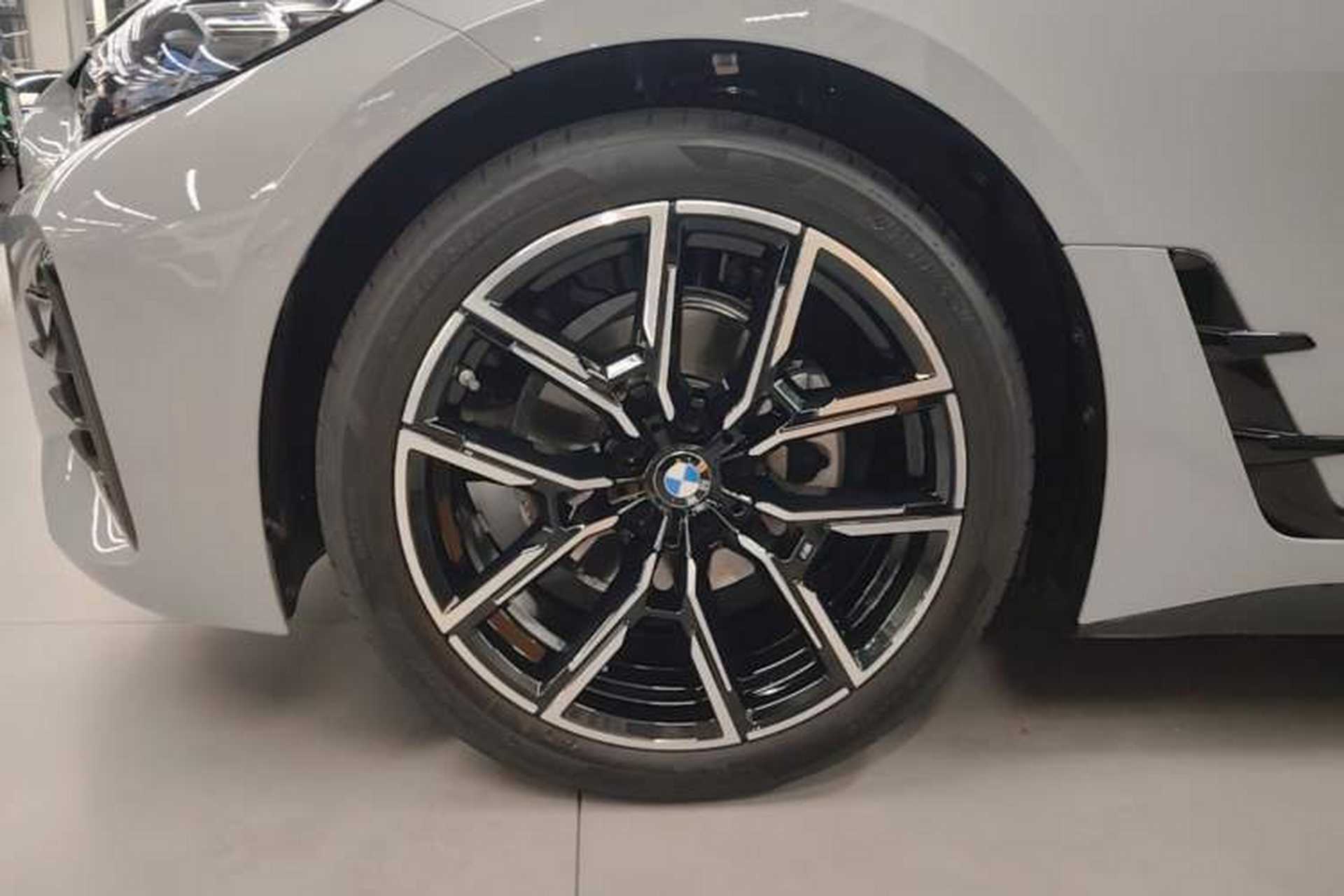 Used BMW 4 Series 2024 425i Gran Coupe M Sport Package Left Front Wheel Hub