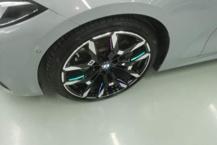 Used BMW 4 Series 2024 430i M Sport Night Edition Left Front Wheel Hub