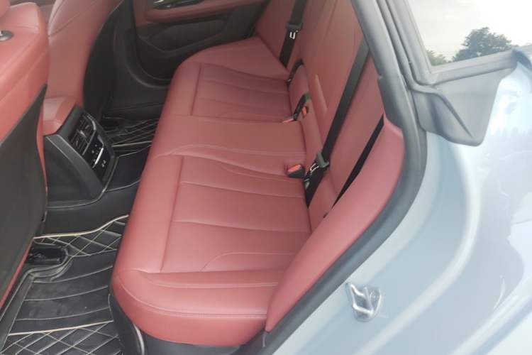Used BMW 4 Series 2024 430i M Sport Night Edition Left Rear Seat