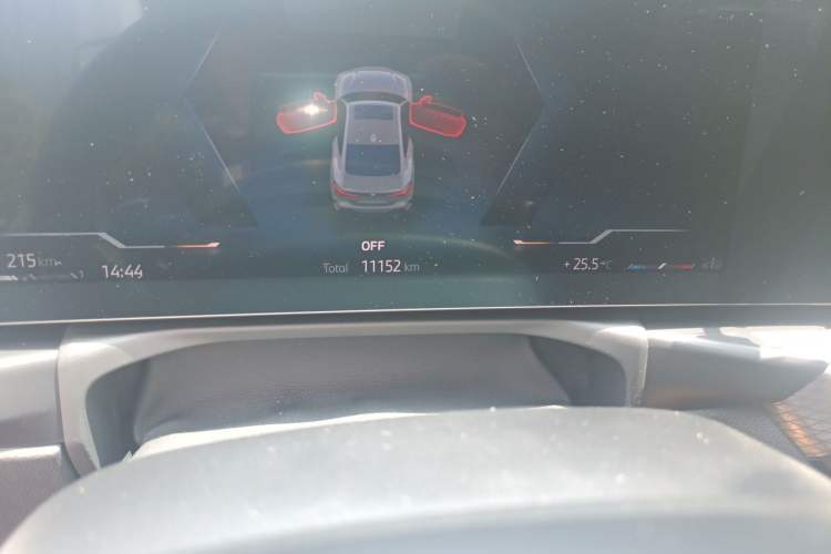 Used BMW 4 Series 2024 430i M Sport Night Edition Odometer Close Up