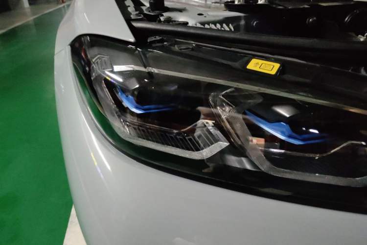 Used BMW 4 Series 2024 430i M Sport Night Edition Right Front Headlight