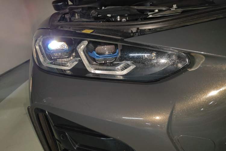 Used BMW 4 Series 2024 425i M Sport Package Right Front Headlight
