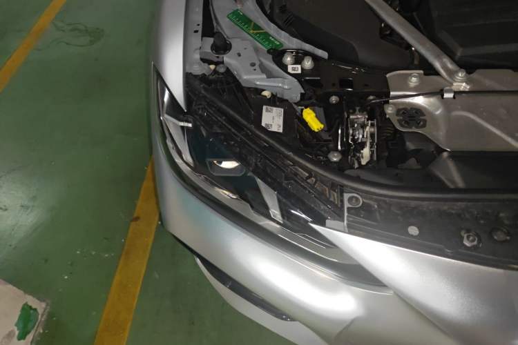 Used BMW 4 Series 2024 425i M Sport Package Right Front Headlight