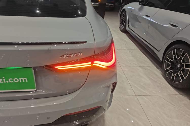 Used BMW 4 Series 2024 430i M Sport Night Edition Right Rear Taillight