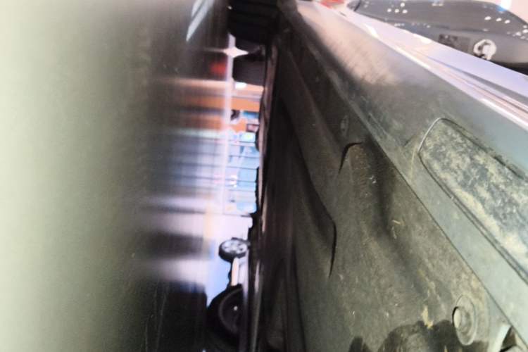 Used BMW 4 Series 2024 430i M Sport Night Edition Right Side Sill