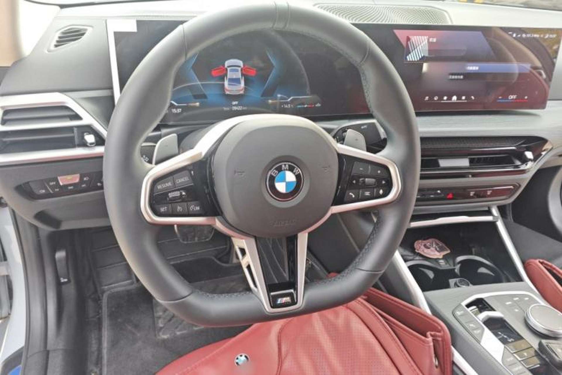 Used BMW 4 Series 2024 425i M Sport Package Steering Wheel