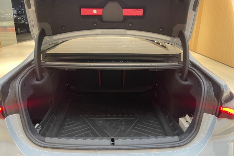 Used BMW 4 Series 2024 430i M Sport Night Edition Trunk