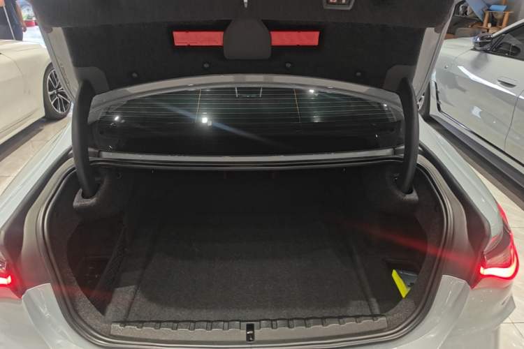 Used BMW 4 Series 2024 430i M Sport Night Edition Trunk