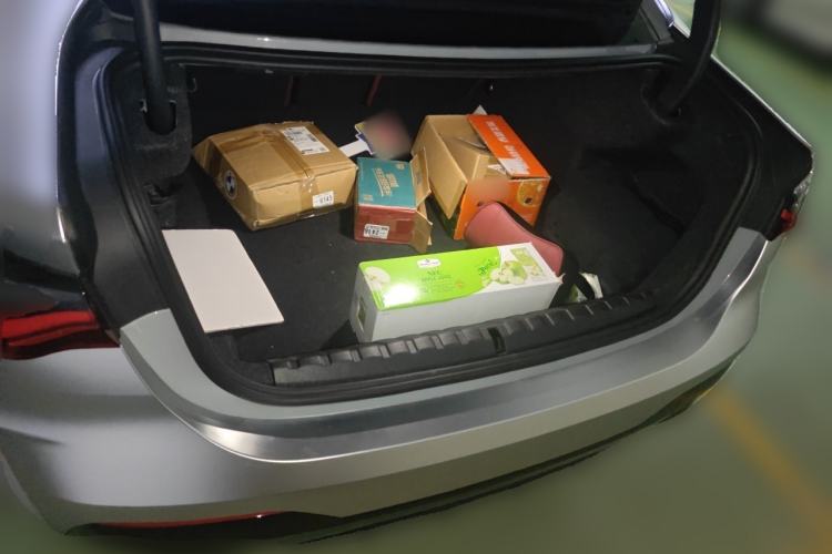 Used BMW 4 Series 2024 425i M Sport Package Trunk