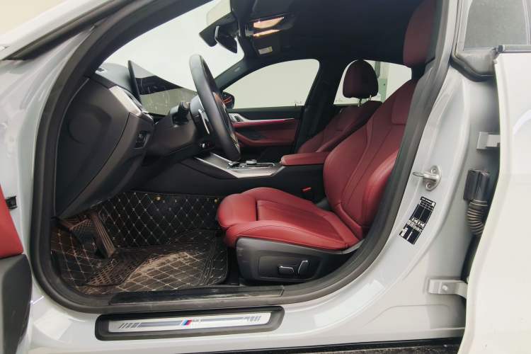 Used BMW 4 Series 2024 430i Gran Coupe M Sport Night Edition Package Interior 1