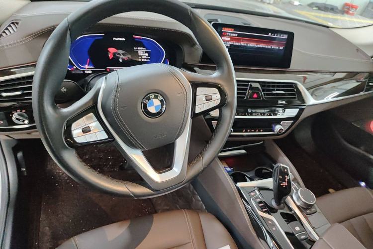 Used BMW 5 Series 2020 525Li Luxury Package Interior 3