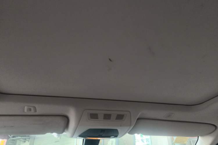 Used BMW 5 Series 2014 520i Elegant Edition Headliner