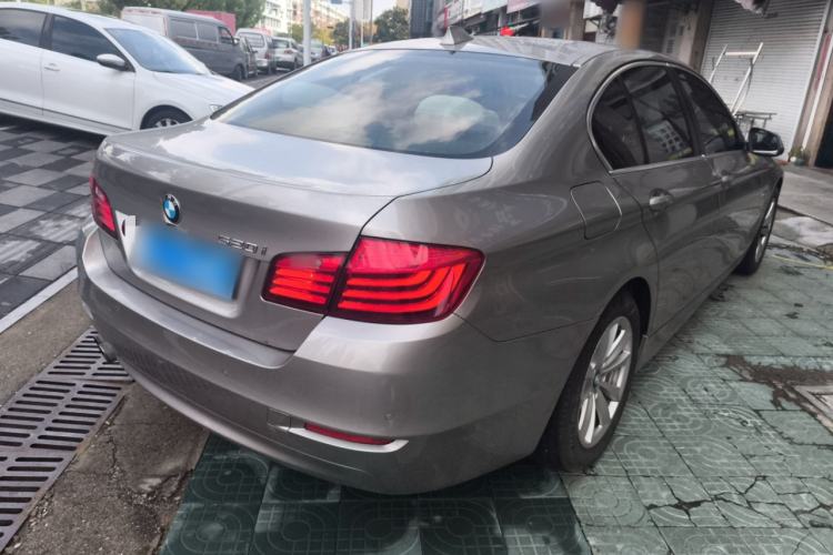Used BMW 5 Series 2014 520i Elegant Edition Rear Right 45 Deg