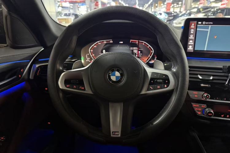 Used BMW 5 Series 2021 530Li Leading Model M Sport Package Interior 2