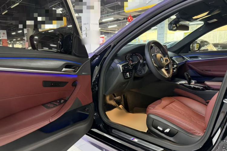 Used BMW 5 Series 2021 530Li Leading Model M Sport Package Interior 5