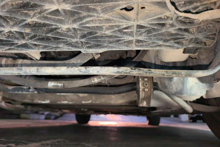 Used BMW 5 Series 2006 523Li Luxury Edition Chassis Front