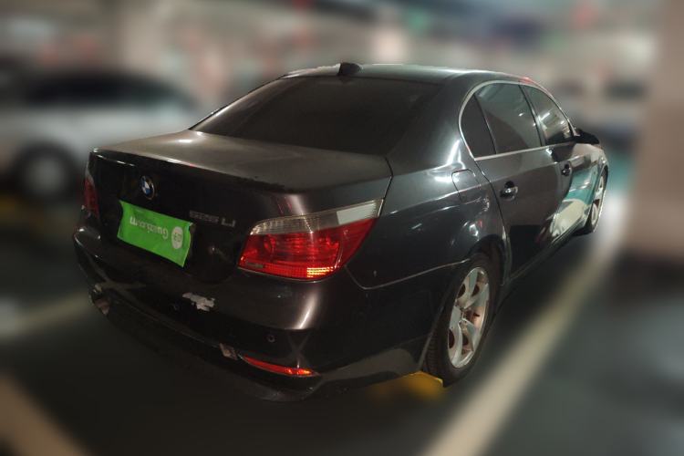 Used BMW 5 Series 2006 525Li Luxury Model Rear Right 45 Deg