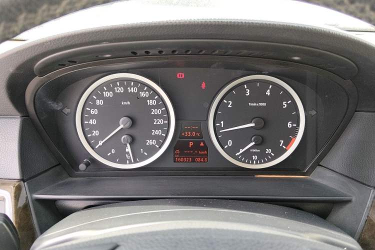 Used BMW 5 Series 2006 523i Luxury Edition Instrument Cluster