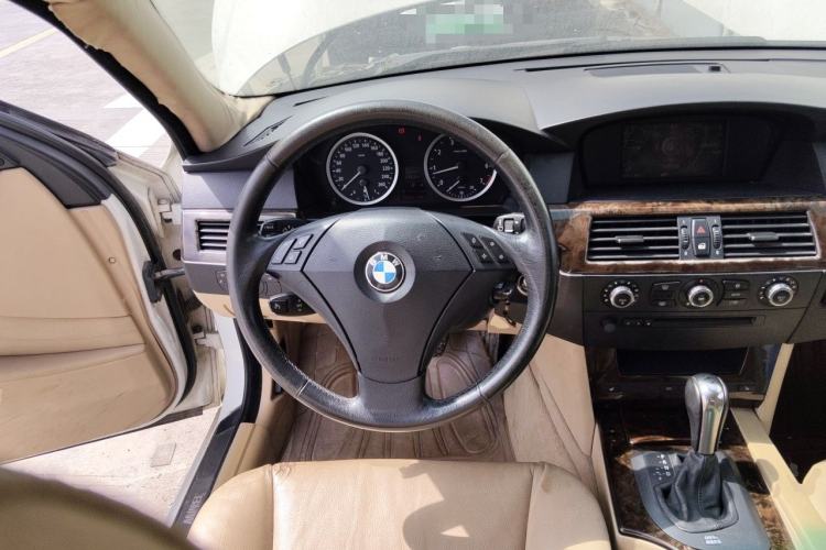 Used BMW 5 Series 2006 523i Luxury Edition Steering Wheel