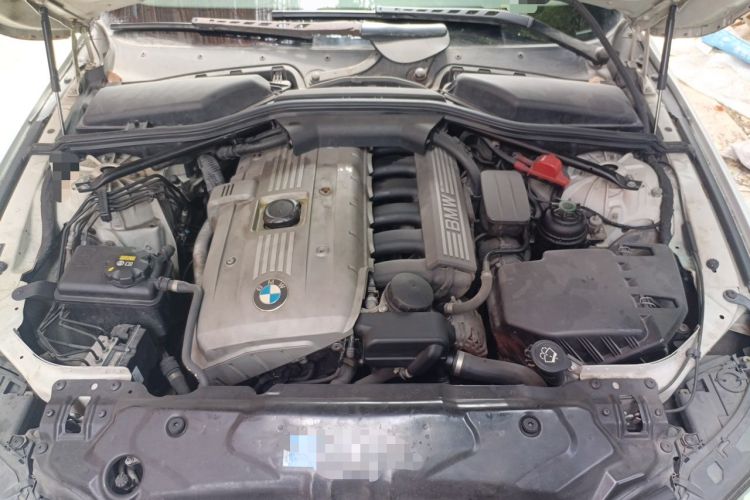 Used BMW 5 Series 2007 523Li Elegant Edition Engine Bay