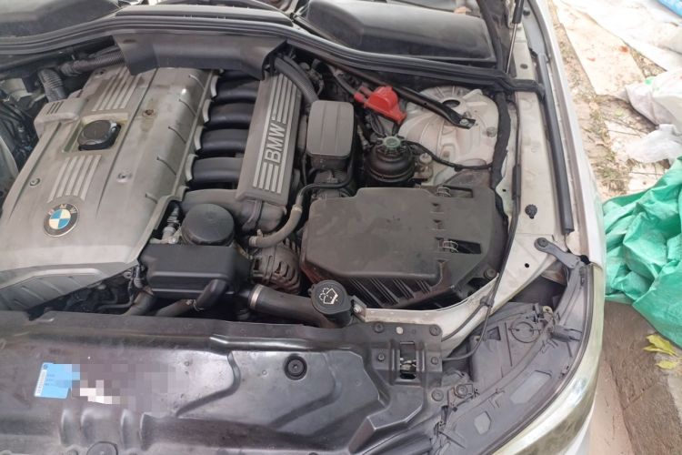 Used BMW 5 Series 2007 523Li Elegant Edition Engine Bay Left