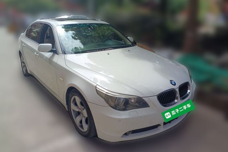 Used BMW 5 Series 2007 523Li Elegant Edition Front Right 45 Deg
