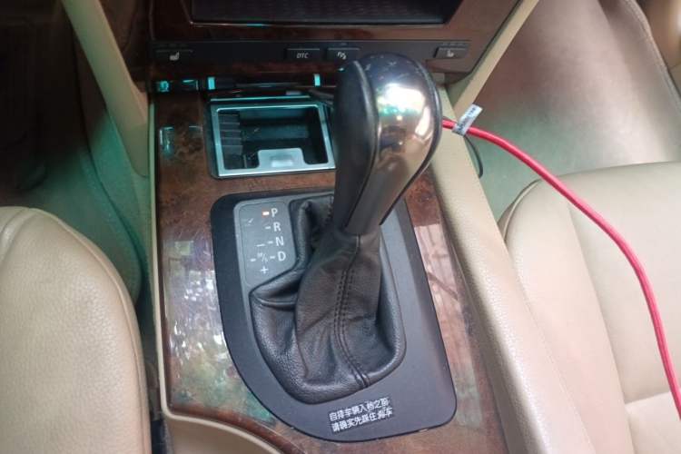 Used BMW 5 Series 2007 523Li Elegant Edition Gear Lever