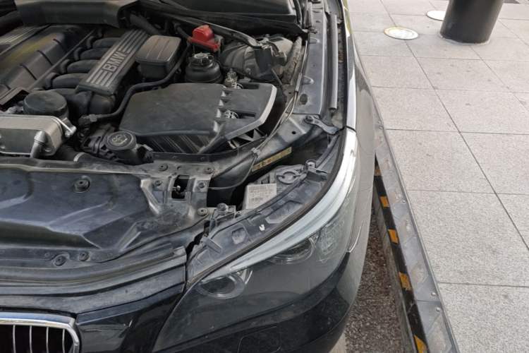 Used BMW 5 Series 2008 523Li Leading Model Engine Bay Left