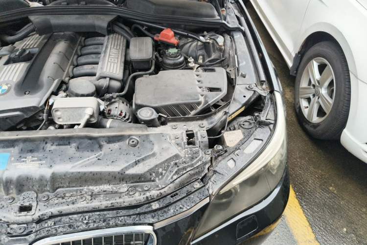 Used BMW 5 Series 2008 525Li Elegant Edition Engine Bay Left