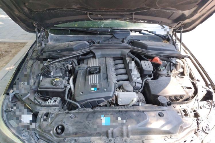 Used BMW 5 Series 2008 530Li Leading Edition Engine Bay