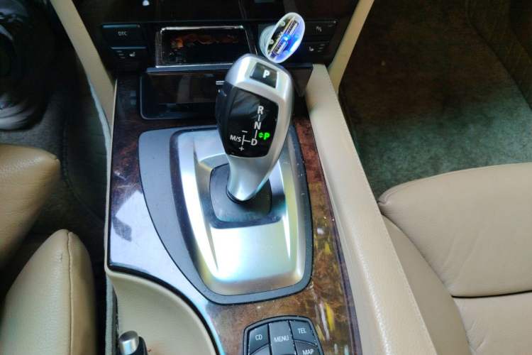Used BMW 5 Series 2008 530Li Leading Edition Gear Lever