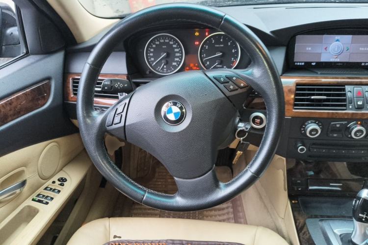 Used BMW 5 Series 2008 525Li Elegant Edition Steering Wheel
