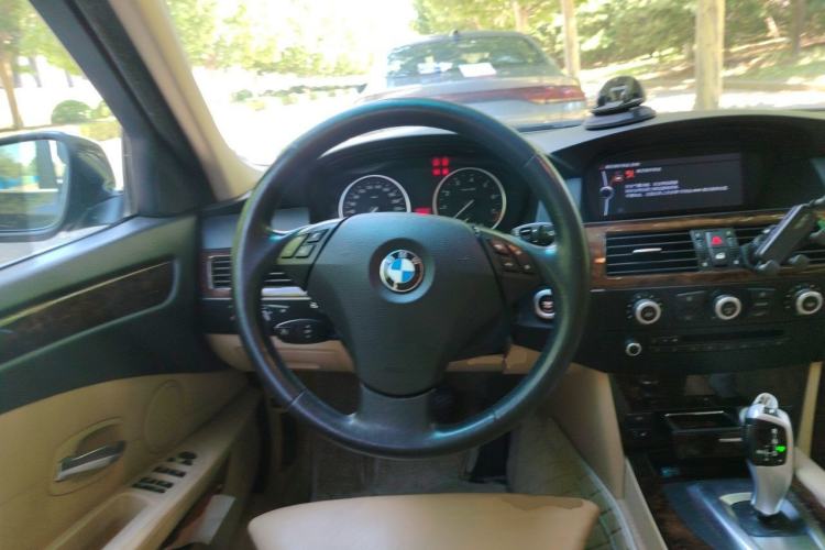 Used BMW 5 Series 2008 530Li Leading Edition Steering Wheel