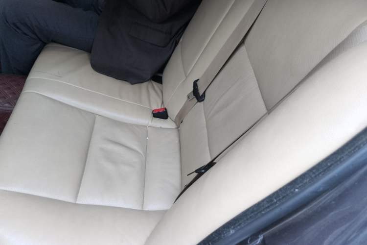 Used BMW 5 Series 2008 523Li Leading Model Left Rear Seat