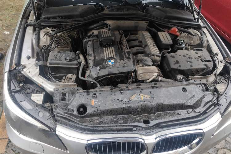 Used BMW 5 Series 2008 523Li Leading Model Engine Bay
