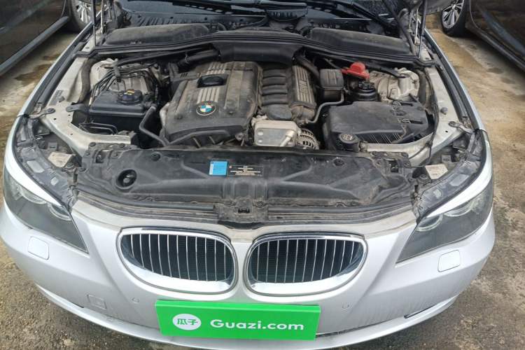 Used BMW 5 Series 2008 523Li Standard Edition Engine Bay