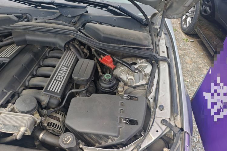 Used BMW 5 Series 2008 523Li Standard Edition Engine Bay Left