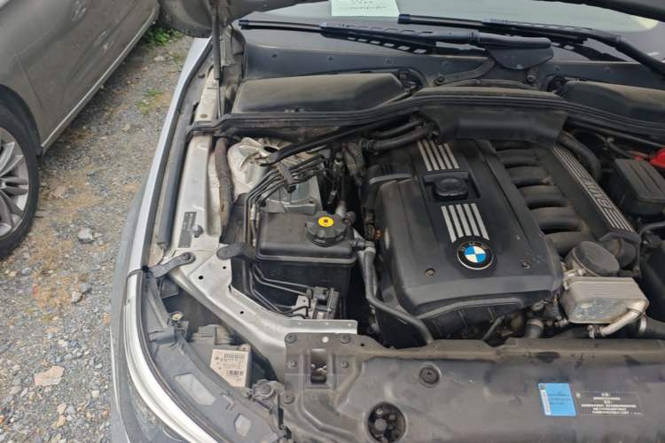 Used BMW 5 Series 2008 523Li Standard Edition Engine Bay Right