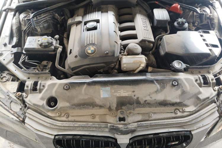 Used BMW 5 Series 2008 523Li Standard Edition Engine Bay