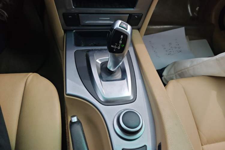 Used BMW 5 Series 2008 523Li Standard Edition Gear Lever