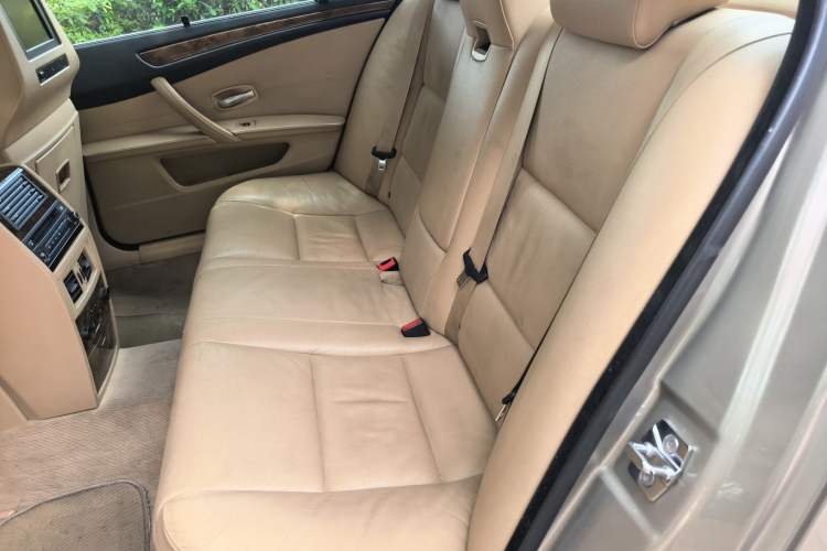 Used BMW 5 Series 2008 525Li Luxury Model Left Rear Seat
